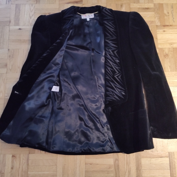 Escada Vintage 80s Velvet Blazer - Sz 38 - Picture 9 of 13